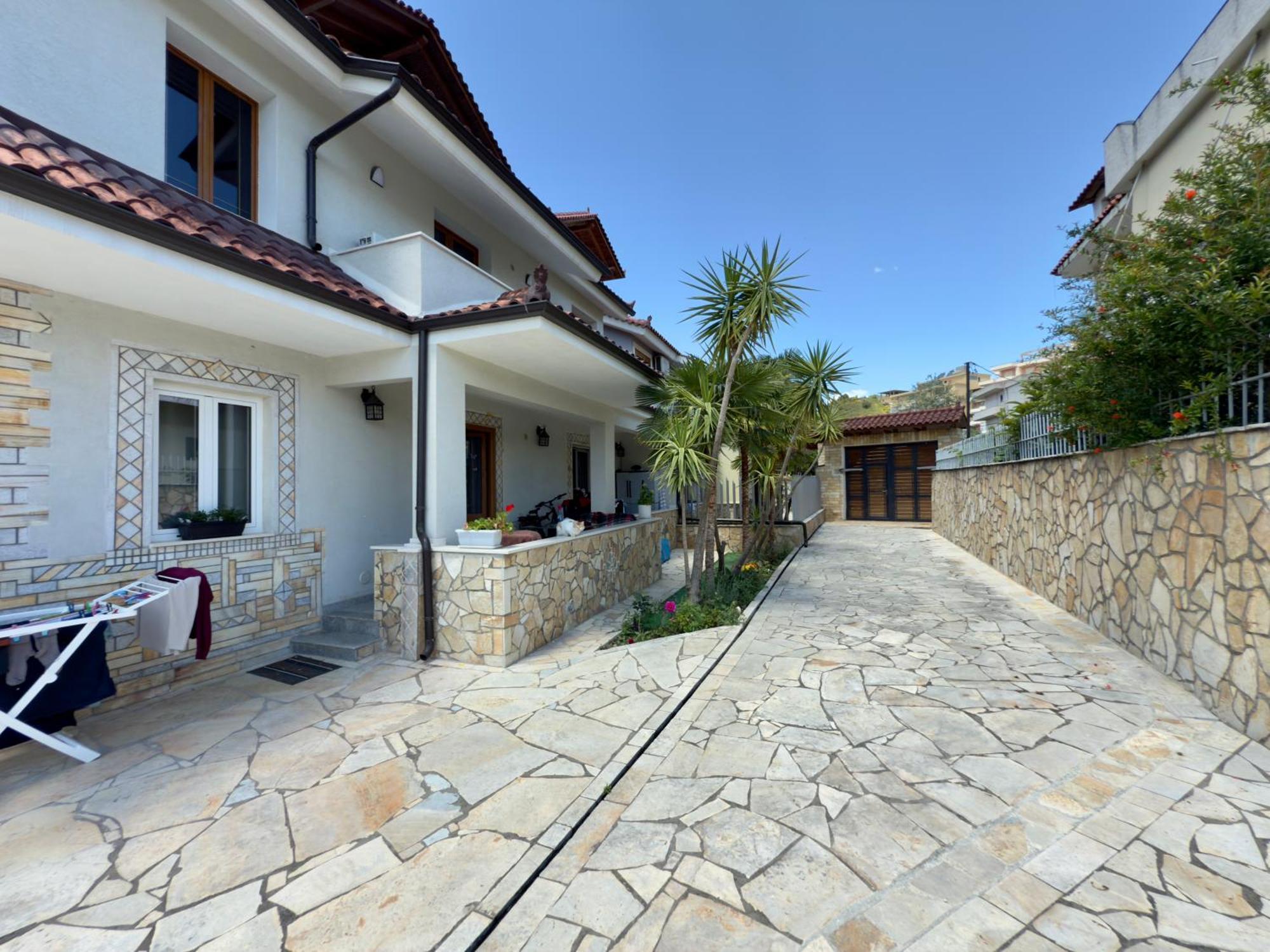 Villa Ida Apartments Vlore Exterior photo