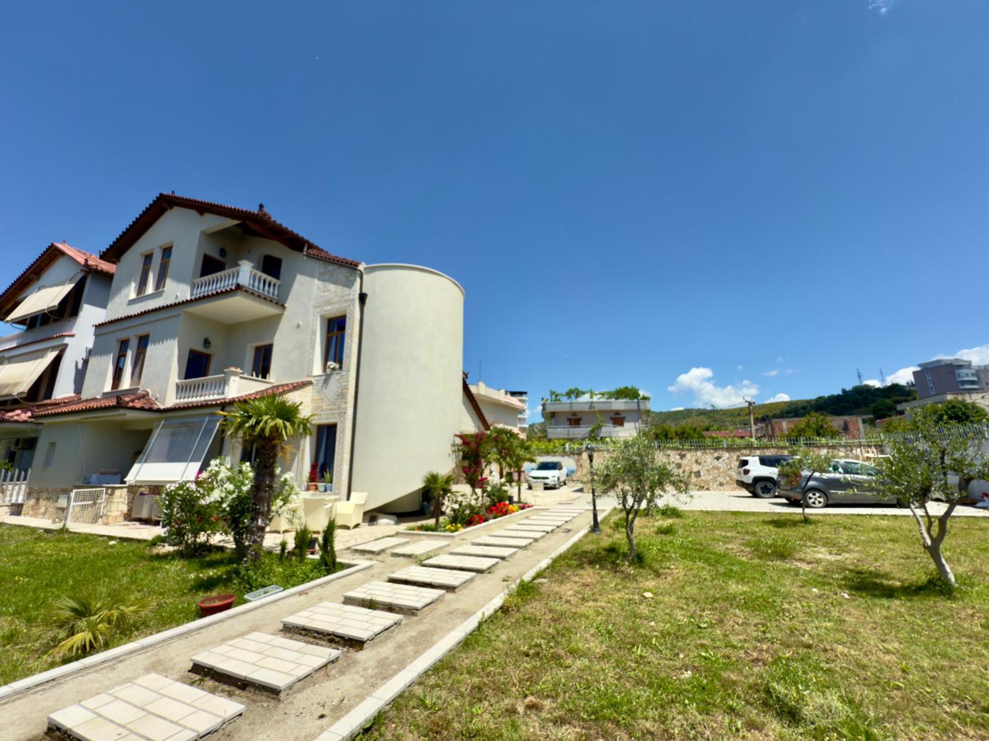 Villa Ida Apartments Vlore Exterior photo